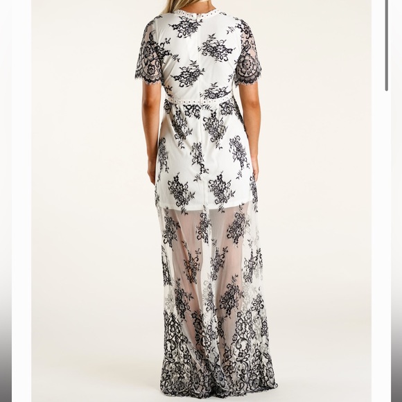 Salt & Soul Hana Floral Lace Maxi - Picture 3 of 7